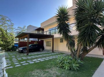 Casa · 300m² · 4 Quartos · 3 Vagas · Casa em condomínio com 4 suítes em Pendotiba - Niterói RJ