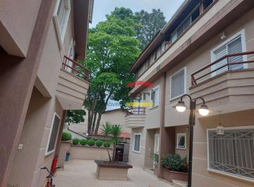 Casa · 200m² · 3 Quartos · 4 Vagas · Sobrado triplex com 3 dormitórios 1 suite 4 vagas. Condomínio Fechado