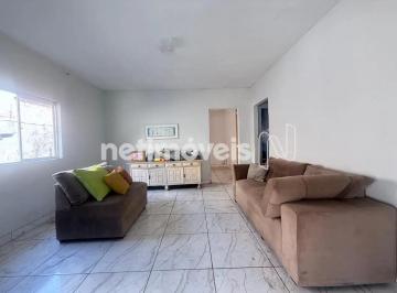 Sala · Casa de 2 quartos à venda no Santa Terezinha com terreno de 360 m²;