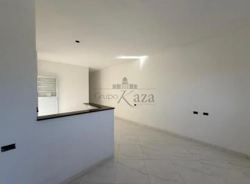 Casa · 65m² · 2 Quartos · 2 Vagas · Casa - Jardim Santo Antônio da Boa Vista - Jacareí - 2 Dormitórios - 65m².