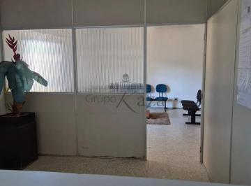 Comercial · 6706m² · 20 Vagas · Oportunidade - Galpão Comercial - Vila Garcia - Jacareí - 44.250,00m².