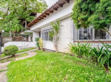 Casa · 200m² · 3 Quartos · 4 Vagas · Casa Térrea com 3 Dormitórios à Venda no Boa Vista