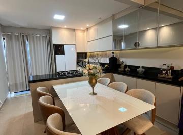 Casa · 70m² · 2 Quartos · 2 Vagas · Casa Geminada com 2 Suítes