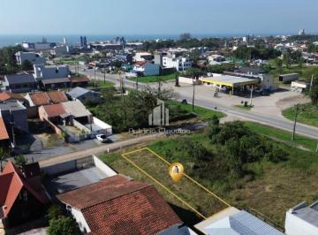 Terreno · Terreno Com 180m² Á 530 Metros Da Praia!