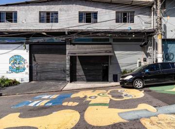 Comercial · 200m² · Galpão na Rua Clara Camarão, 135 • 200 m²
