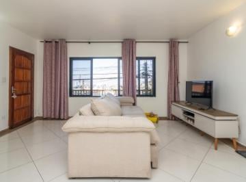 e27c0629-bcbc-4a56-bacb-b5c7619f43f2 · Sobrado para venda em Vila Itaberaba com 5 quartos, sendo 1 suíte, 220m²