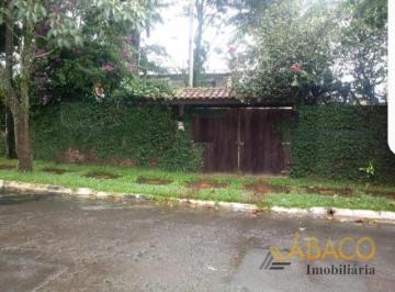 Casa · 400m² · 5 Quartos · 1 Vaga · Casa para alugar em Samambaia de 400.00m² com 5 Quartos, 1 Suite e 1 Garagem