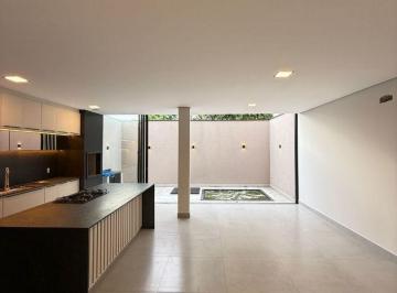 Casa · 258m² · 2 Quartos · 3 Vagas · Casa de Condomínio para venda em Condomínio Villa Rica de 258.00m² com 2 Quartos, 2 Suites e 3 Garag