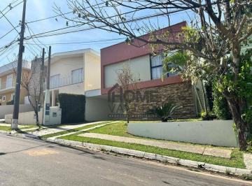 Casa · 215m² · 3 Quartos · 4 Vagas · Casa de Condomínio para venda em Condomínio Residencial Canterville de 215.00m² com 3 Quartos, 3 Sui