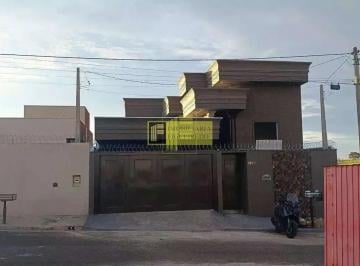 Casa · 160m² · 3 Quartos · Casa para venda em Centro de 160.00m² com 3 Quartos