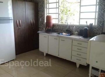 Rural · 160m² · 2 Quartos · 2 Vagas · Casa Chacara dentro da cidade 450m2 - Vila Avato - Agudos - SP