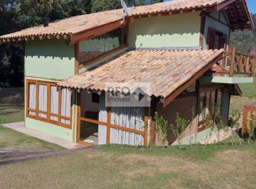 Casa · 325m² · 3 Quartos · 4 Vagas · Casa à venda em condomínio fechado na Regiao de Santo Antonio do Pinhal!!!