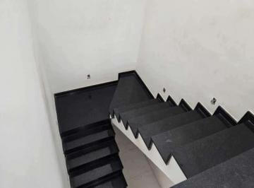 Casa de 3 quartos, Carapicuíba · Grande Oportunidade – Lindo Sobrado Mobiliado com excelente Localização.