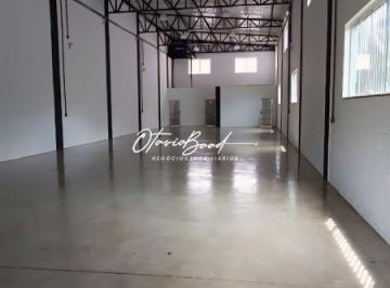 Comercial · 560m² · 6 Vagas · Galpão / Depósito / Armazém para alugar em Medeiros de 560.00m² com 6 Garagens