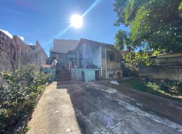 Casa · 360m² · 2 Quartos · 4 Vagas · Casa para venda em São Joaquim de 360.00m² com 2 Quartos e 4 Garagens