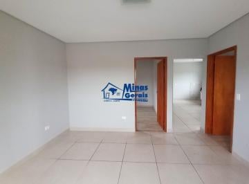 Foto 01 · CASA MULTIFAMILIAR NO PARQUE INTERLAGOS - ALUGA-SE