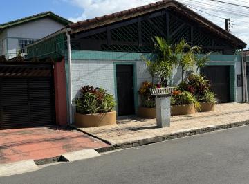 Apartamento de 5 quartos, Guarujá · Ampla casa no Guarujá, próximo a prai de Pitangueiras!