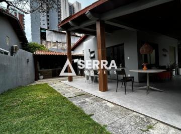 Foto 01 · JAGUARIBE | 600m² DE TERRENO | 4 SUÍTES | PISCINA PRIVATIVA | 4 VAGAS
