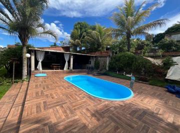 Casa de 2 quartos, Arniqueira · Excelente casa térrea com piscina em Arniqueiras
