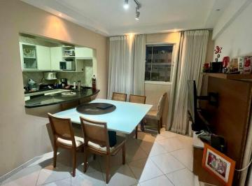 Apartamento de 3 quartos, Vila Velha · Ótimo apartamento na 1ªetapa. Sol da manhã,
03 quartos, andar baixo.