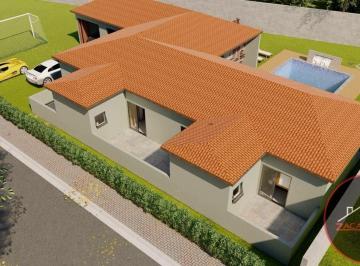 de408fa53f4bd4d2929f01cf5fb2be1b1adba7ac · Chácara com 3 dormitórios à venda, 1000 m² por R$ 742.000 - Quatinga - Mogi das Cruzes/SP