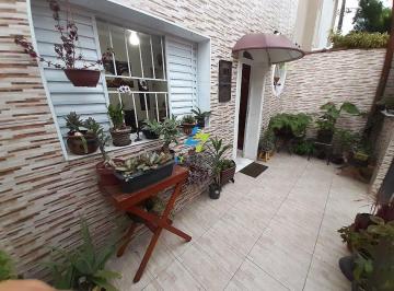 p7updtq2nmvjmzy4owiym2uy_md · Sobrado à venda no Jardim Independência em São Vicente.