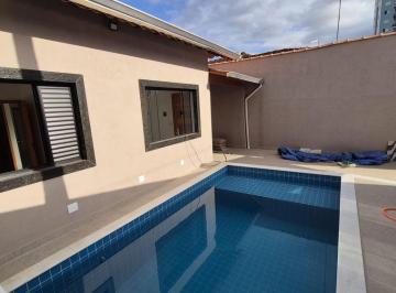 s1rznpe2ytg5ymrjyta0otlj_md · Casa Nova com 3 Dormitórios, Suíte e Piscina no Caiçara
