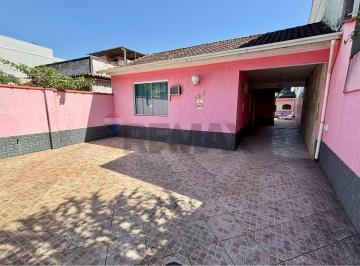 Casa · 204m² · 4 Quartos · 5 Vagas · Casa bifamiliar com piscina e área gourmet em Vila Kosmos