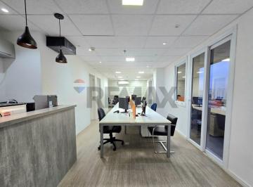 Comercial · 102m² · 3 Vagas · Sala comercial na Barra Funda, com 102 metros, 3 banheiros, copa, ar condicionado, varanda e 3 vagas
