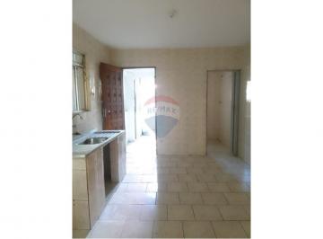 Casa · 38m² · 1 Quarto · 1 Vaga · Casa com Garagem na Vila Tolstói