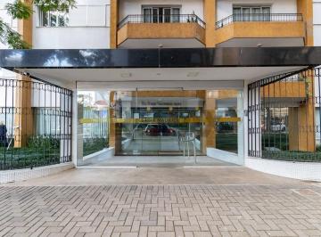 Apartamento · 142m² · 4 Quartos · 2 Vagas · Apartamento Face Norte no Batel, 4 Quartos (1 Suíte), 2 Vagas Subsolo e Portaria 24h no Ed. Saint Ma