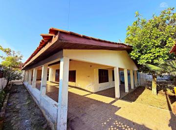 Casa · 61m² · 2 Quartos · 4 Vagas · Bom Retiro, Matinhos