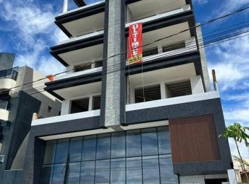 Apartamento · 167m² · 4 Quartos · 2 Vagas · Cobertura duplex frente mar