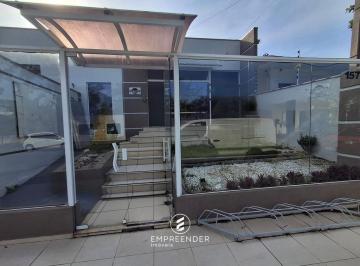 Casa · 185m² · 3 Quartos · 1 Vaga · Imóvel comercial e residencial em Paranaguá