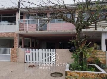 Casa · 173m² · 3 Quartos · 2 Vagas · Sobrado 250 metros do mar com suíte