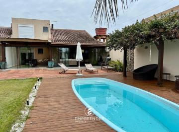 Casa · 143m² · 2 Quartos · 4 Vagas · Sobrado faixa mar 02 suítes Santa Terezinha