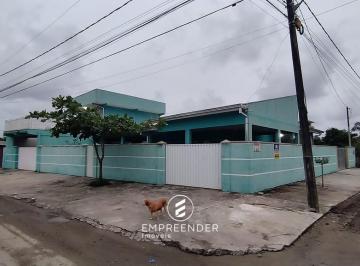 Casa · 317m² · 4 Quartos · 8 Vagas · Casa e sobrado com piscina em Matinhos