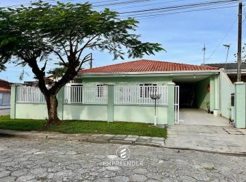 Casa · 193m² · 3 Quartos · 3 Vagas · Casa de esquina faixa mar Praia de Leste