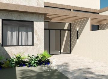 Casa · 180m² · 3 Quartos · 2 Vagas · Imóvel com suíte à 350 metros do mar em Shangri-lá