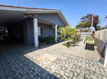 Casa · 219m² · 4 Quartos · 2 Vagas · Casa a venda faixa mar balneário Riviera Matinhos