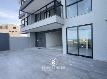 Apartamento · 206m² · 3 Quartos · 1 Vaga · Garden amplo frente mar com 3 quartos