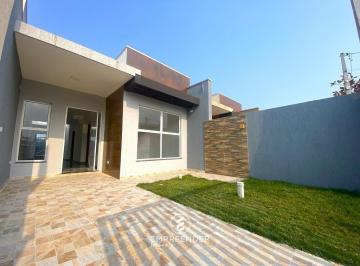 Casa · 66m² · 3 Quartos · 2 Vagas · Casa na quadra do mar em Pontal do Paraná