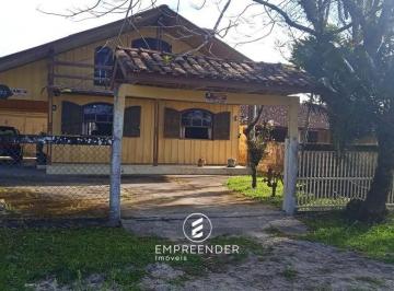 Casa · 126m² · 1 Quarto · Sobrado a venda em Shangri-lá