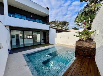 Casa · 163m² · 3 Quartos · 2 Vagas · Sobrado 03 dormitórios faixa mar Santa Terezinha