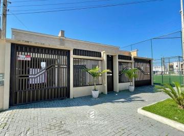 Casa · 177m² · 3 Quartos · 2 Vagas · Casa centro de Praia de Leste a 140m do mar