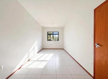 Sala · Apartamento de 2 Quartos no Granbery com Portaria 24h