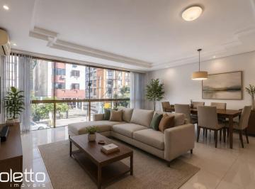 Casa · 344m² · 4 Quartos · 7 Vagas · Casa com 4 quartos, 7 vagas e pátio no Bairro Higienópolis