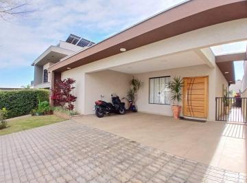Casa de 3 quartos, Atibaia · Aconchegante casa térrea , mobiliada , piscina aquecida á venda no Condomínio Terras de Atibaia