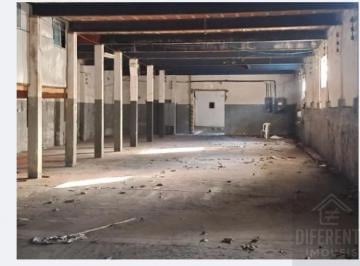 Comercial · 1090m² · 20 Vagas · GALPÃO TIQUATIRA