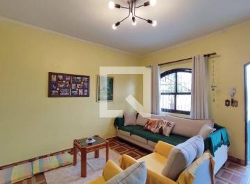 Localizada em Campinas, esta espaçosa casa oferece um ambiente confortável e fun · Casa à Venda - Cidade Jardim, 4 Quartos, 252 m2